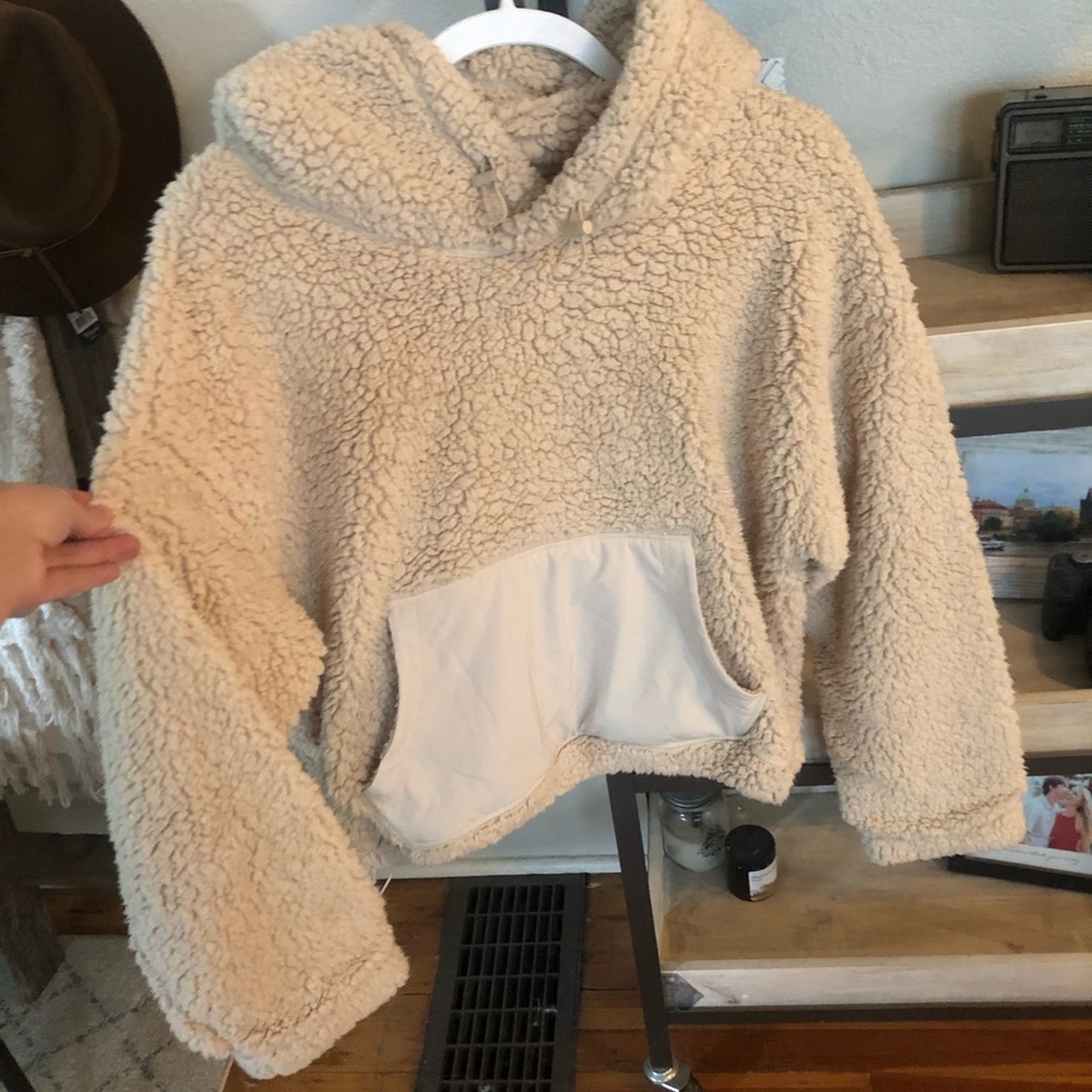 Zella fuzzy hoodie
